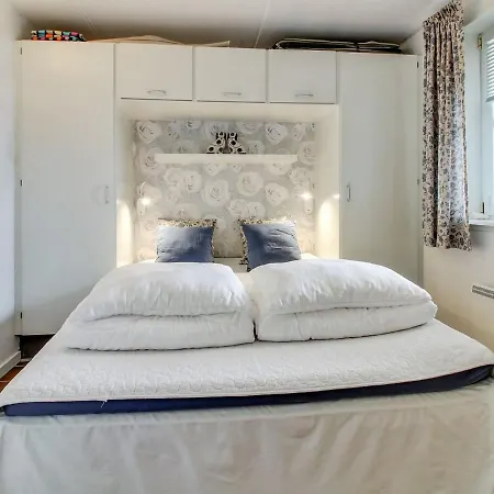 Apartment Iliane - 100m From The Sea In Western Jutland By Interhome Fano