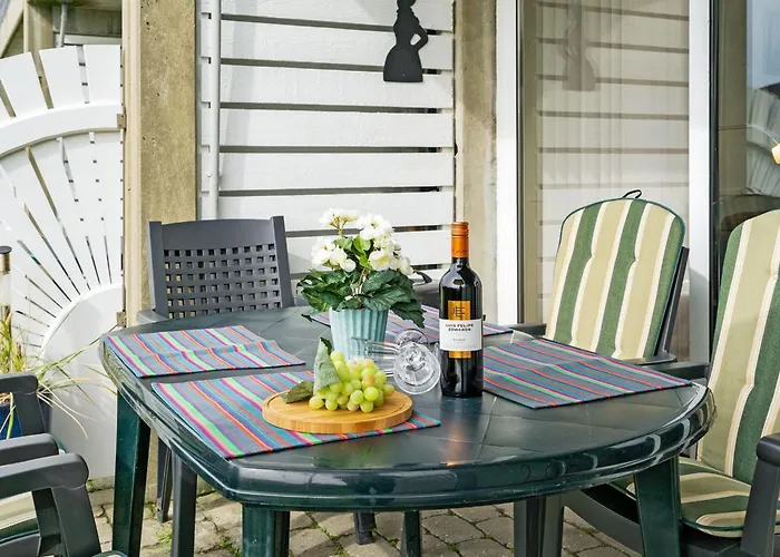 Iliane - 100m From The Sea By Interhome Apartment